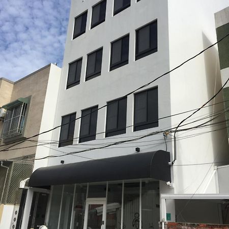 良文旅 Ryou Hotel Тайнан Екстериор снимка