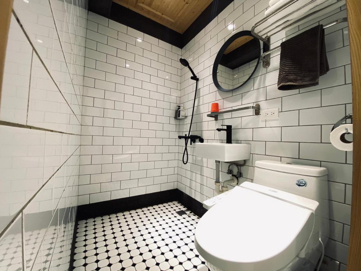 良文旅 Ryou Hotel Тайнан Екстериор снимка