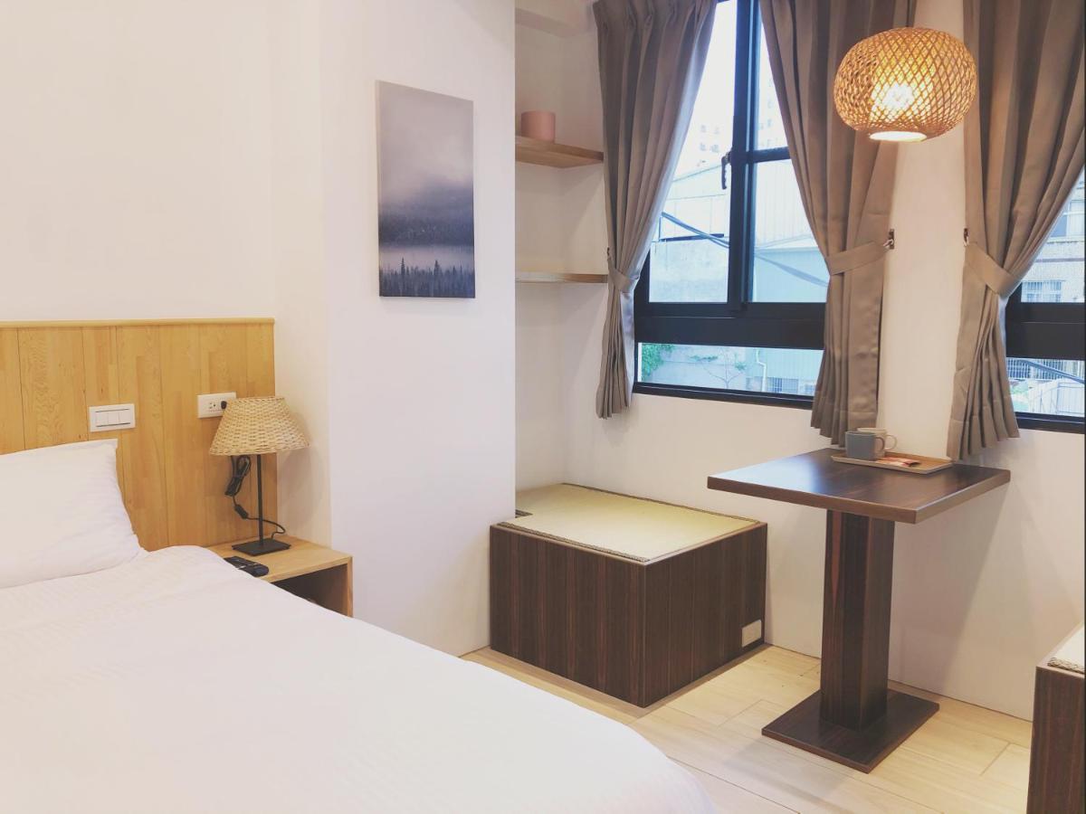 良文旅 Ryou Hotel Тайнан Екстериор снимка