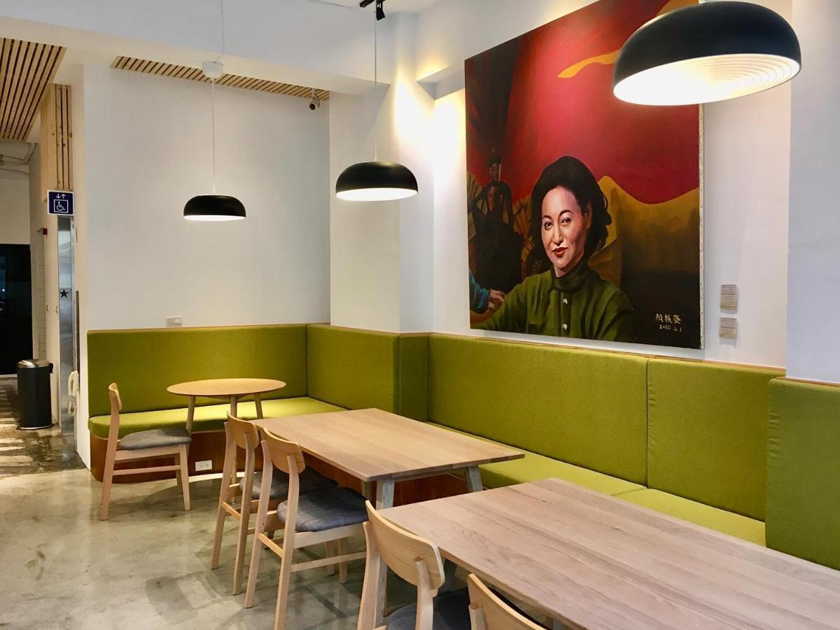 良文旅 Ryou Hotel Тайнан Екстериор снимка